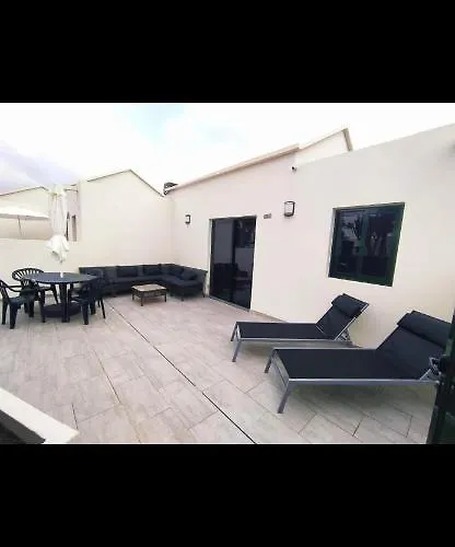 Sun And Sea 2 Front De Playa Rocca * Costa Teguise