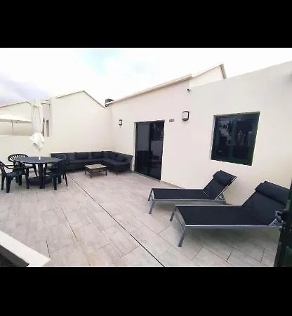 Sun And Sea 2 Front De Playa Rocca * Costa Teguise